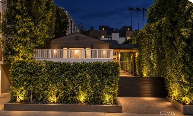 8963 Cynthia, West Hollywood