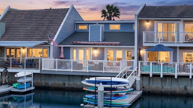 4514 Gateshead Bay, Oxnard