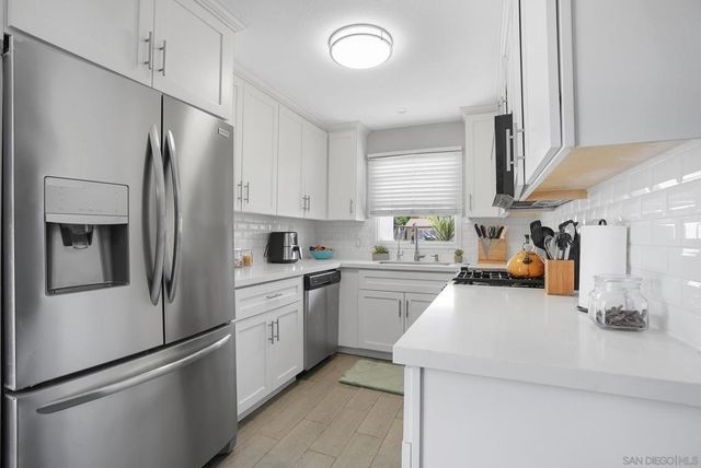 1138 Purdy St, Spring Valley