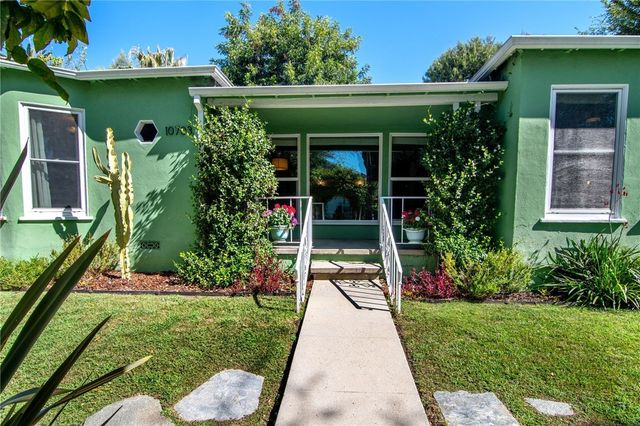 10703 Collins Street, North Hollywood