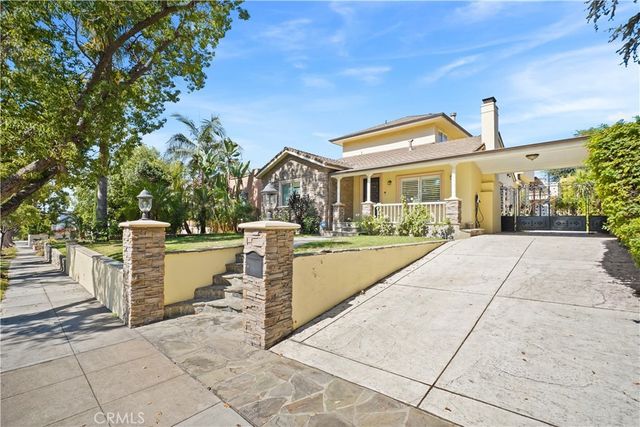 1025 E San Jose Ave, Burbank