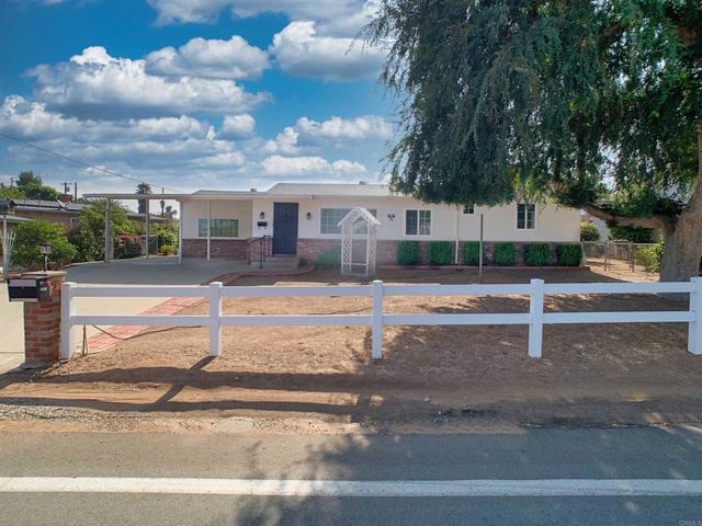 9161 Emerald Grove Avenue, Lakeside