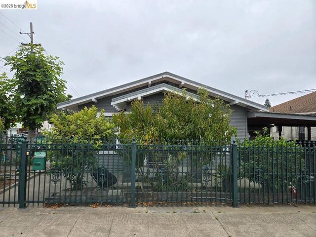 2840 22nd Ave, Oakland