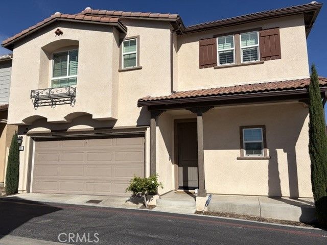 23201 W Canterbury, West Hills