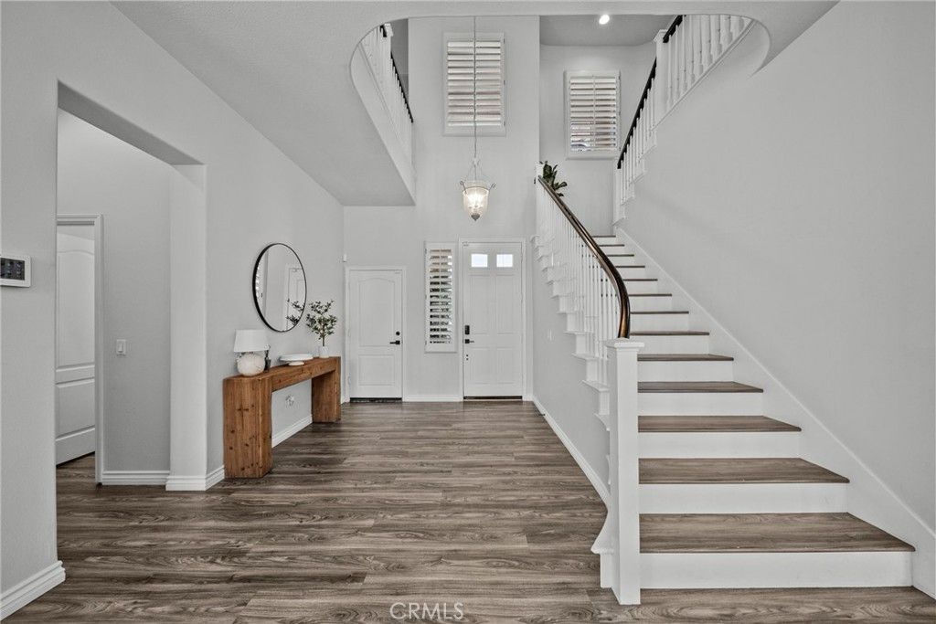 28251 Infinity, Saugus
