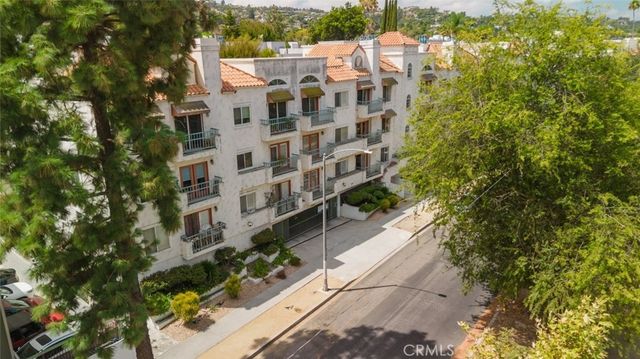 13220 Valleyheart Drive # 202, Studio City