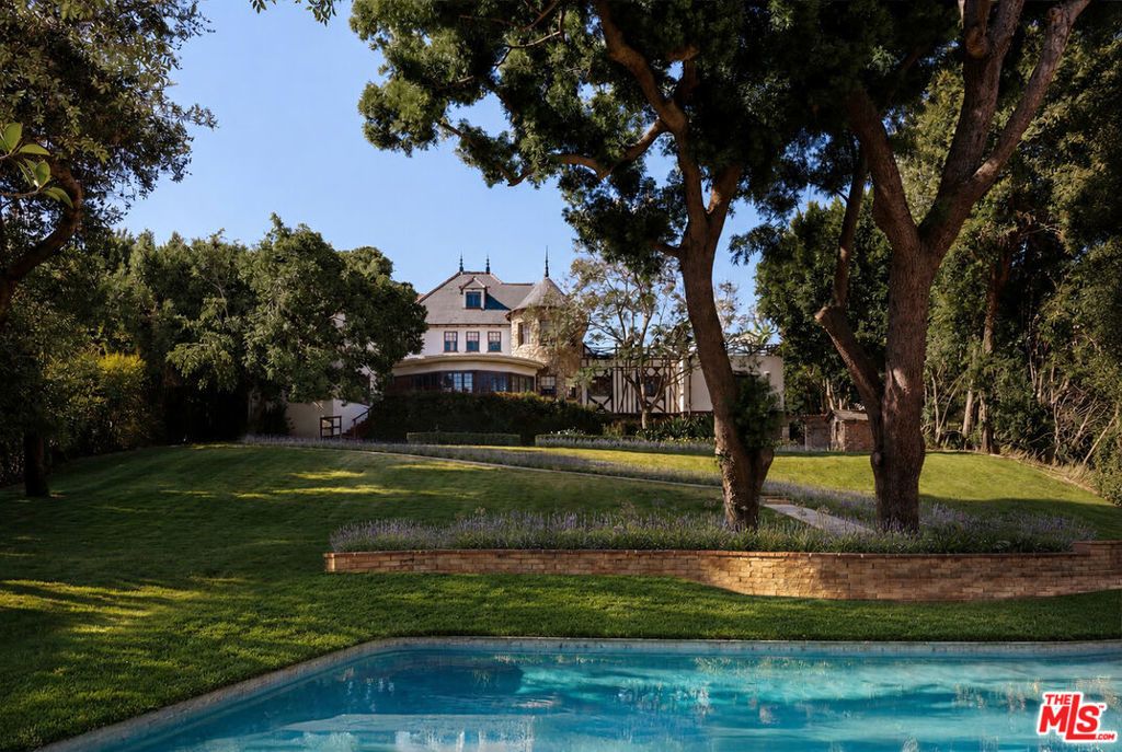1027 Ridgedale Drive, Beverly Hills