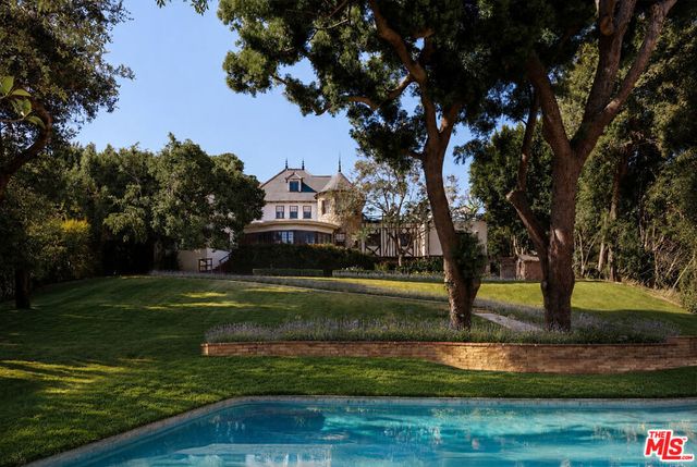 1027 Ridgedale Drive, Beverly Hills
