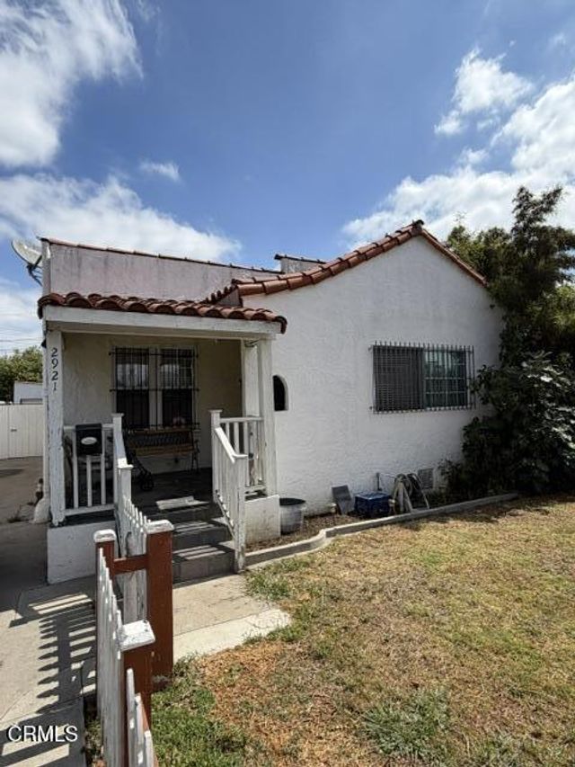 2921 Illinois Avenue, South Gate