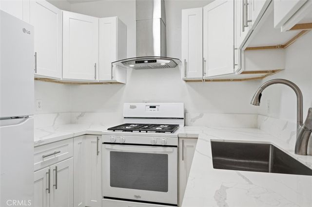 1036 Magnolia # 207, Gardena