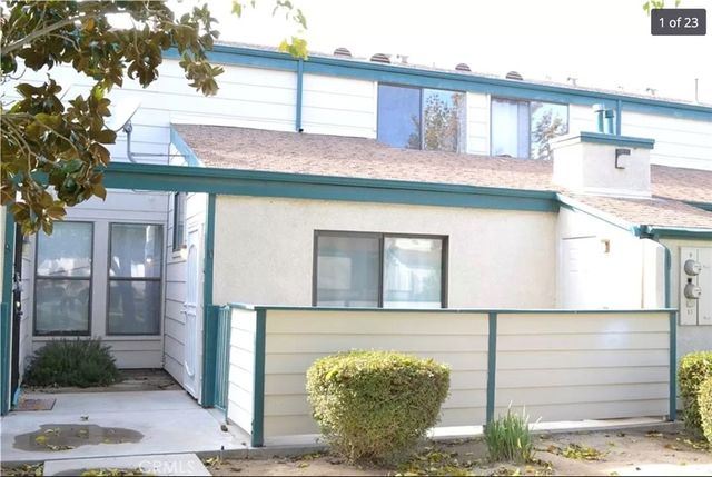 44532 15th E # 5, Lancaster