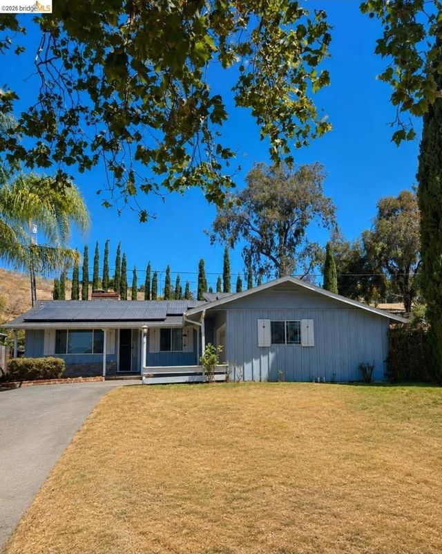 1480 Delwood St, Vallejo