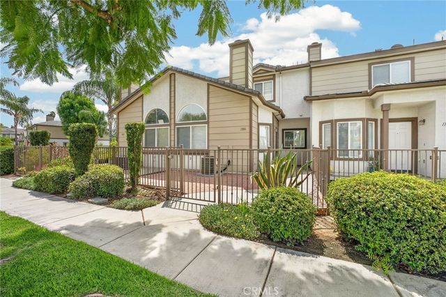 1555 Orange Ave #1106, Redlands