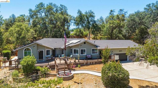 18570 Pradera Real Rd, Sonora