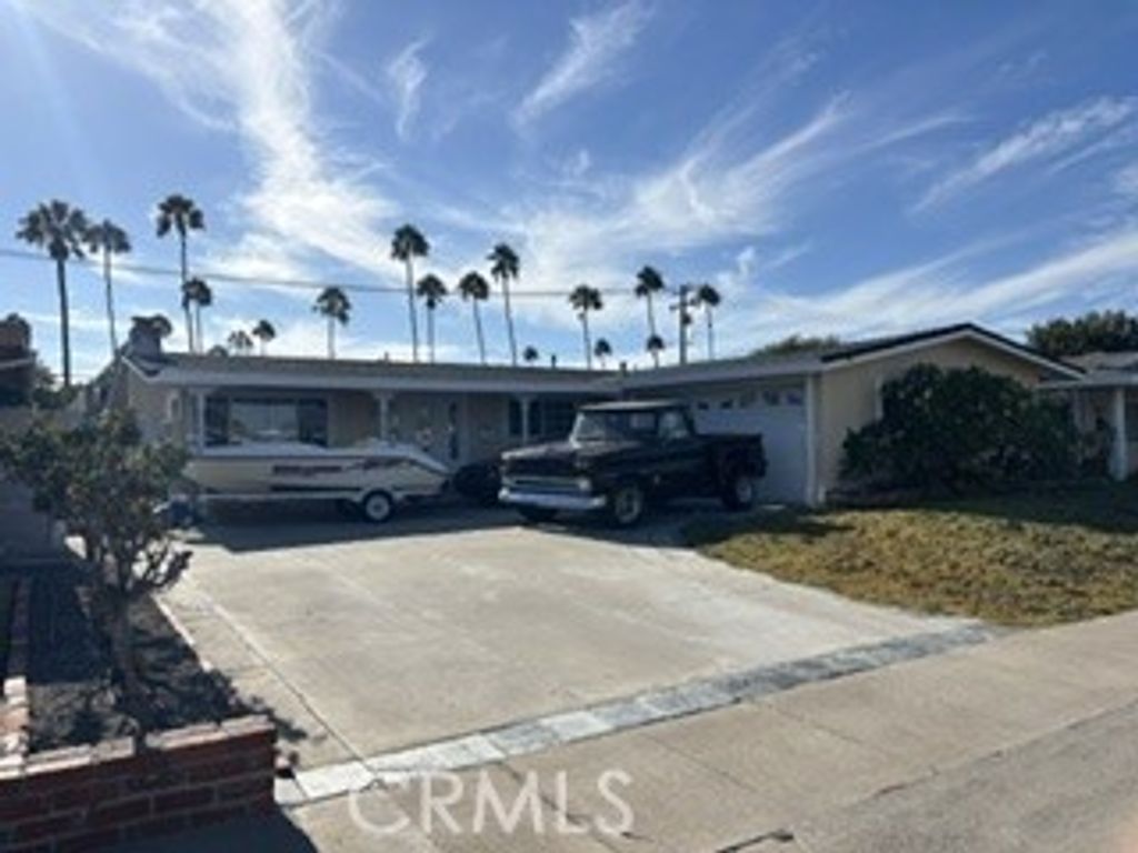 18301 Pammy, Huntington Beach