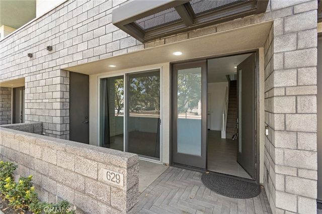 629 W 17th, Costa Mesa
