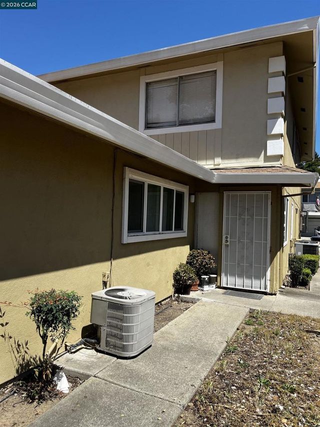 4375 Shining Star Dr # 3, Sacramento