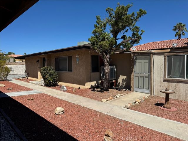 16339 Wato Road, Apple Valley