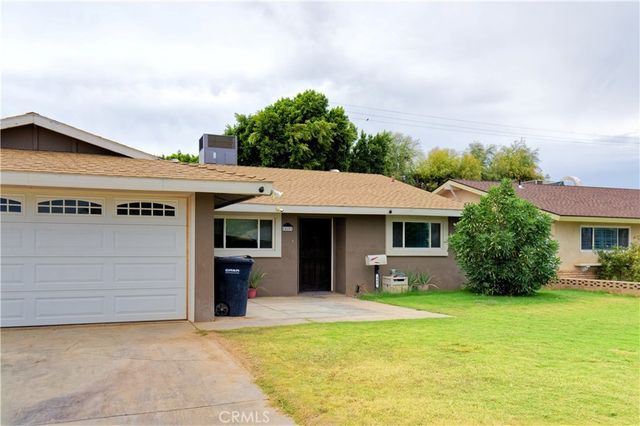 460 Seville, Blythe