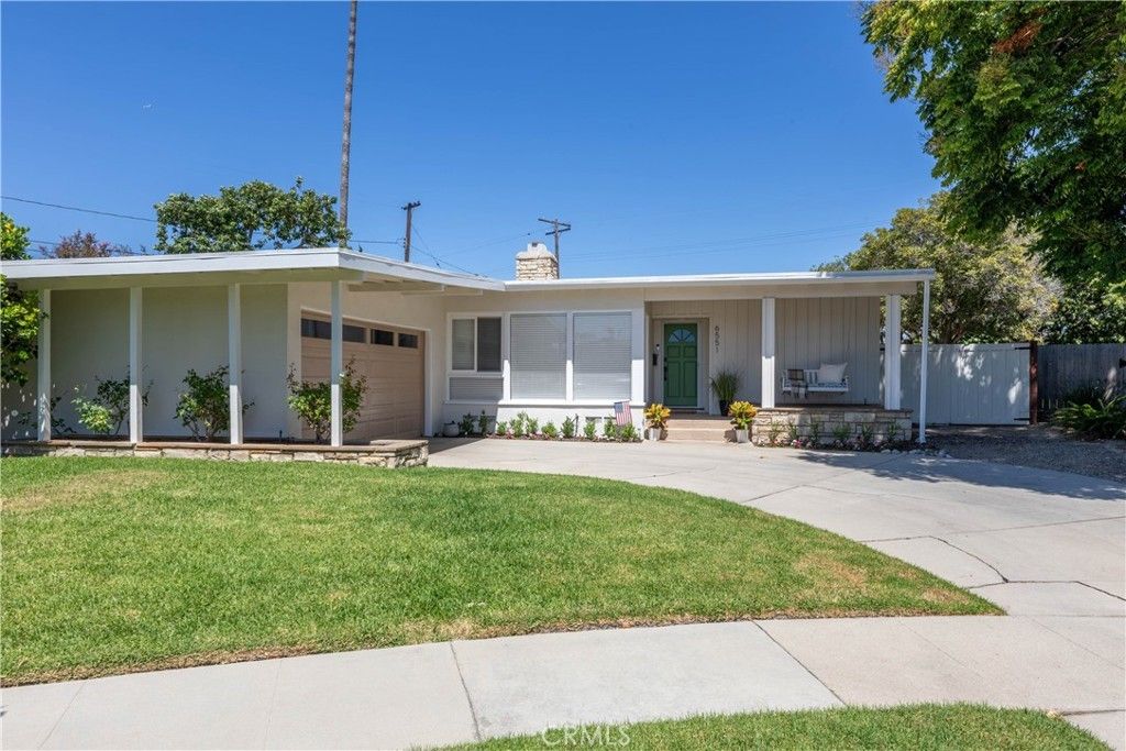 6551 E. Bacarro, Long Beach