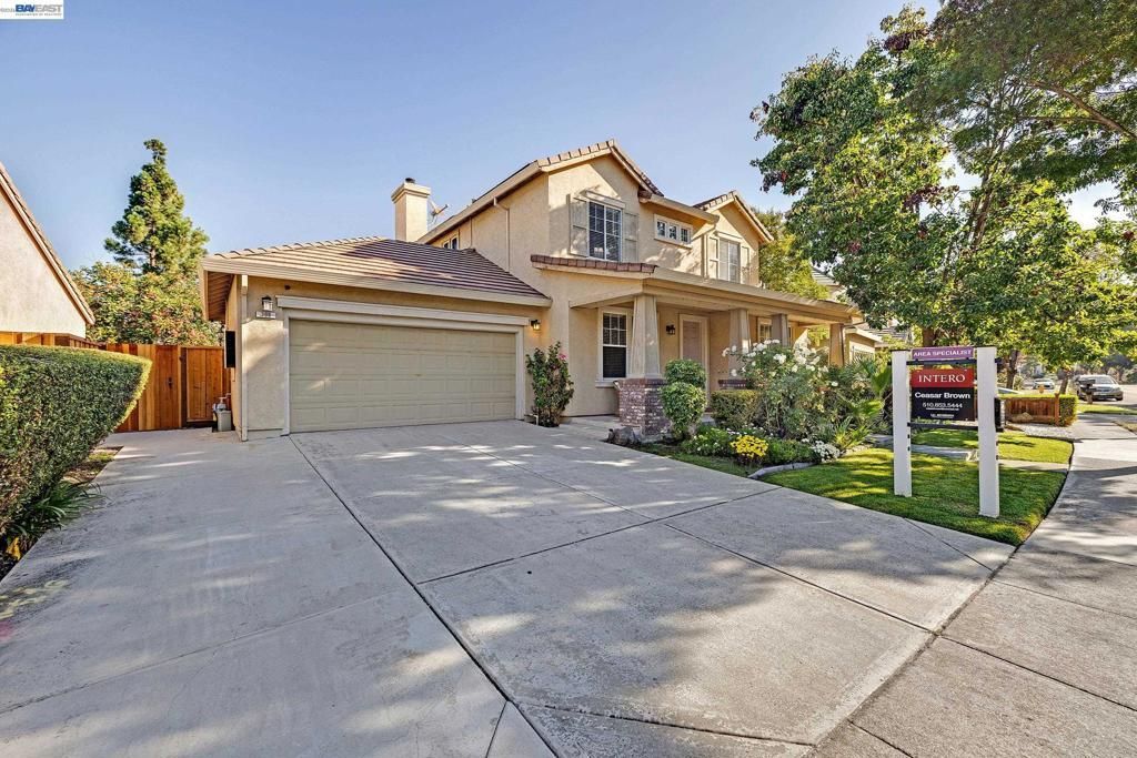 308 Arrowhead Way, Hayward