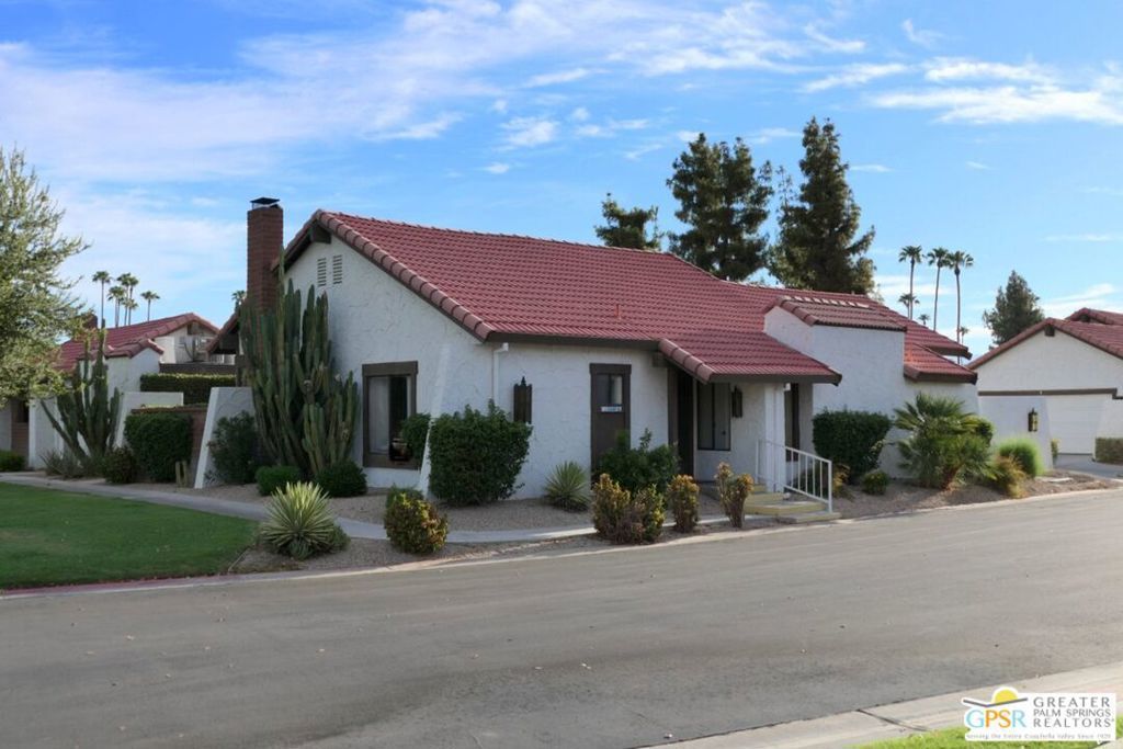 2360 W Miramonte Circle # F, Palm Springs