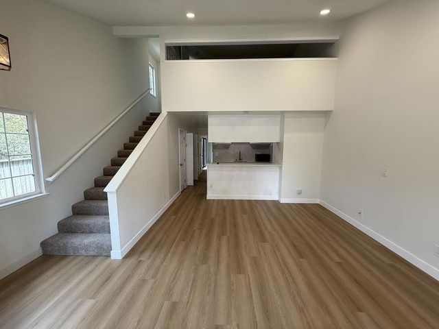 65 Grandview Street # B, Santa Cruz