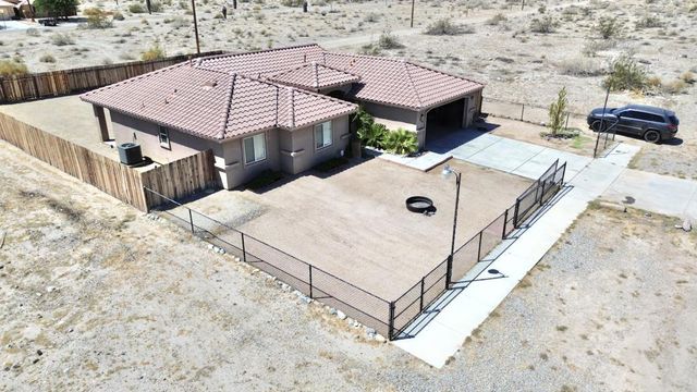 1519 Black Sea Avenue, Thermal