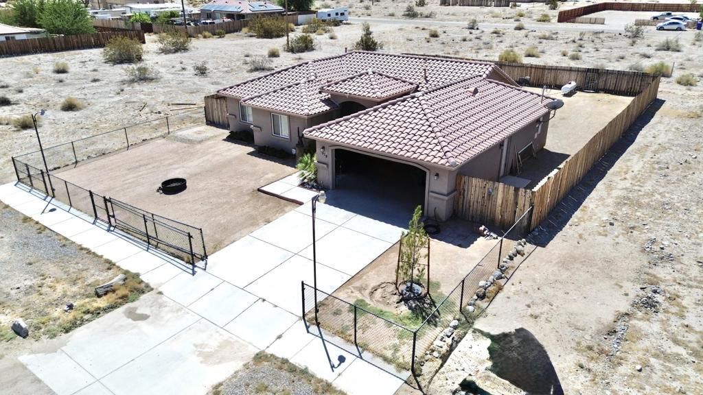 1519 Black Sea Avenue, Thermal