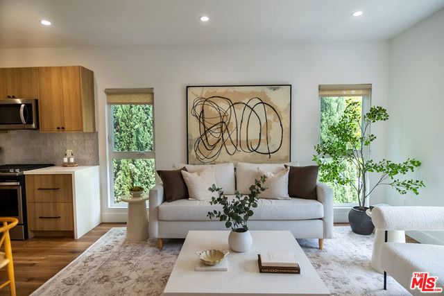 249 N Bonnie Brea Street # 4, Los Angeles