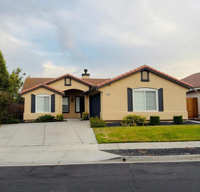 1230 Arlington Way, Brentwood