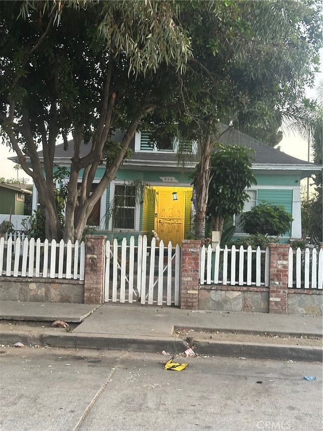 516 E 23rd, Los Angeles