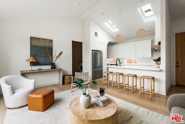 11838 Juniette, Culver City