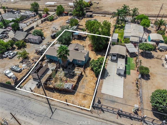 21607 Club, Perris