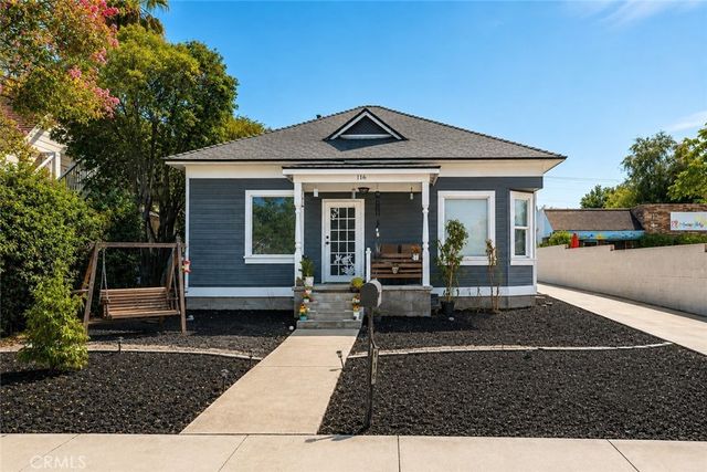 116 11th, Redlands