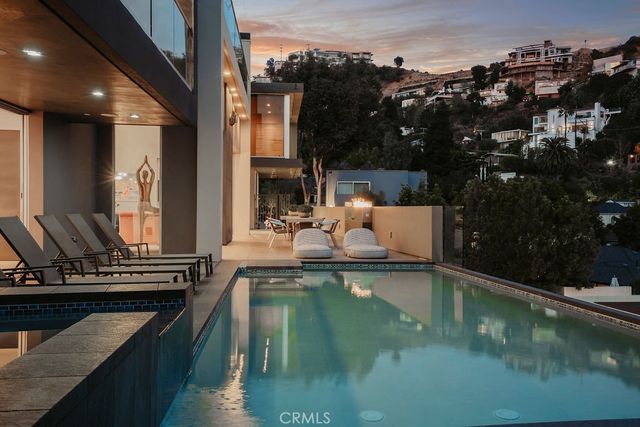 1489 Stebbins Terrace, Los Angeles