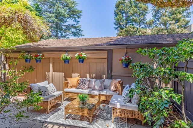2000 Rock Street # 19, Mountain View