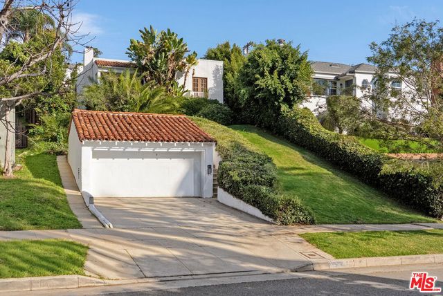1914 Fairburn Avenue, Los Angeles