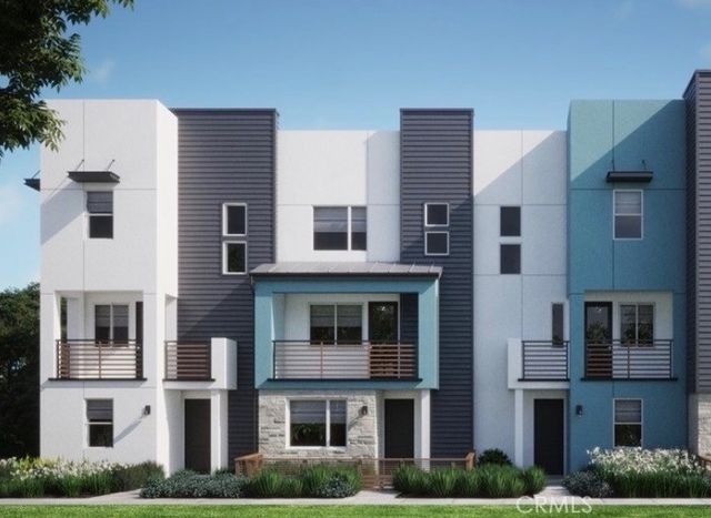 854 S Harbor Blvd, Santa Ana