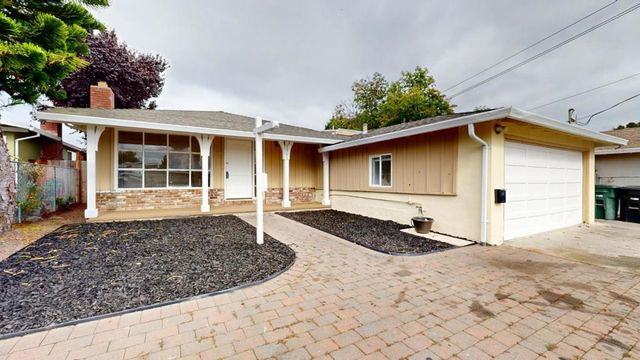 2543 Hazelwood Way, East Palo Alto
