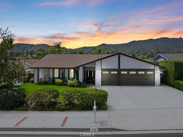 752 Capitan, Thousand Oaks