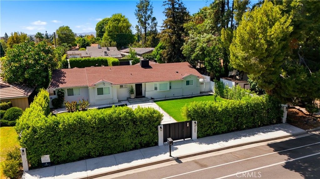 9253 White Oak Avenue, Northridge