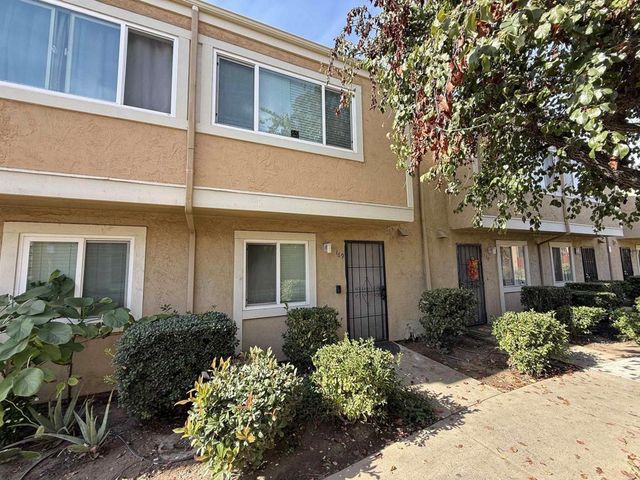 475 N Midway Drive # 169, Escondido
