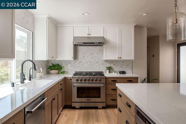 10558 Rancho Carmel Dr, San Diego