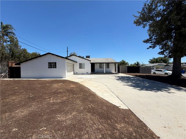 9227 Bruce Avenue, Riverside