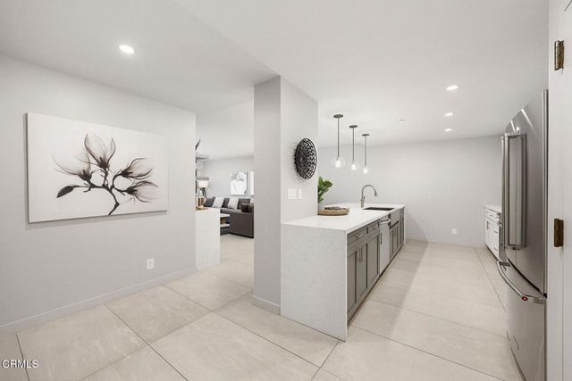 343 Pioneer Drive # 101, Glendale