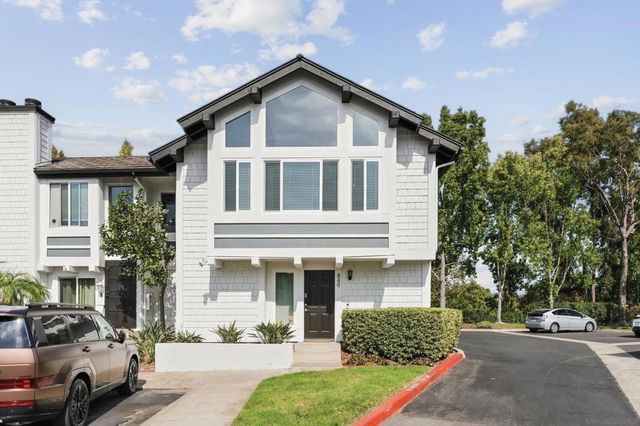 849 Bluebell Ct, Carlsbad