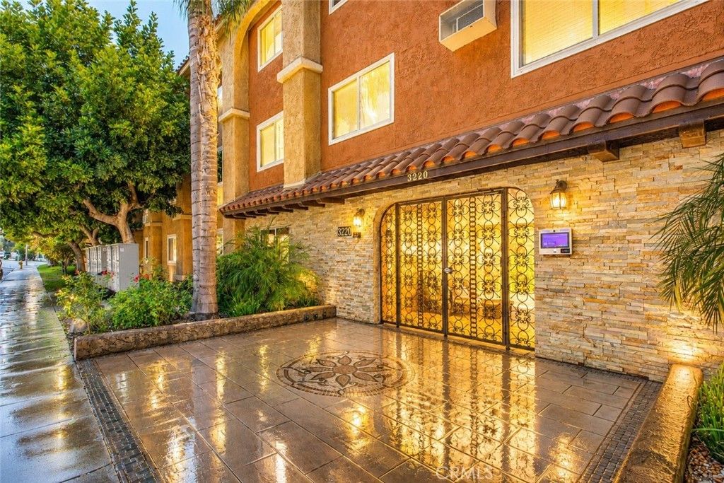 3220 Altura Avenue # 217, Glendale