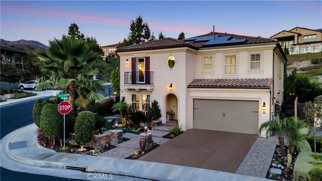 11 Cielo Arroyo, Mission Viejo