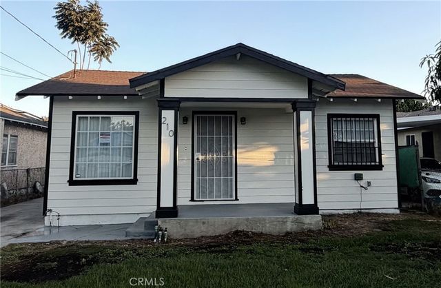 210 W 102nd, Los Angeles